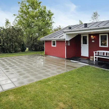 Red House By Fyn's Coast Awaits Cosiness Middelfart